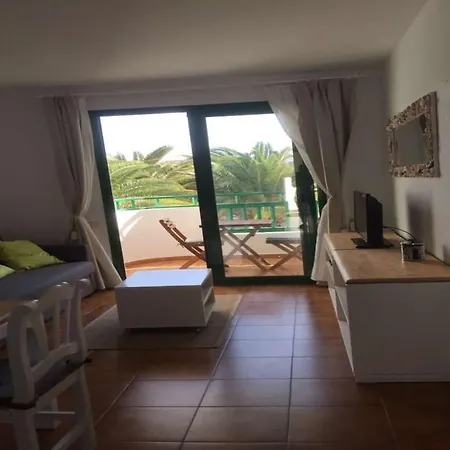 Sleeps 2 Pool Wifi * Costa Teguise