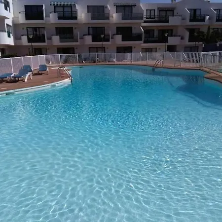 Sleeps 2 Pool Wifi Apartamento